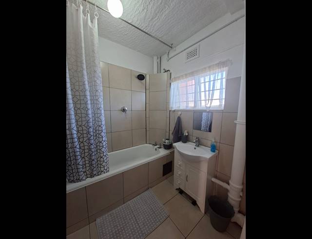 3 BEDROOM FLAT FOR SALE IN BLUFF